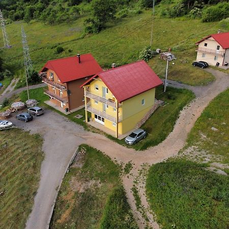 Apartman Ognjenovic Apartment Pluzine Exterior photo